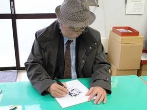 マンガ家の方が来館されました！