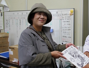 マンガ家の方が来館されました！