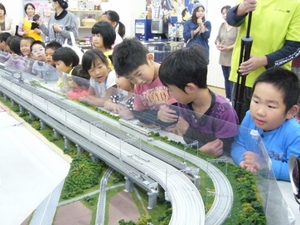 鉄道展オープニングセレモニー開催！